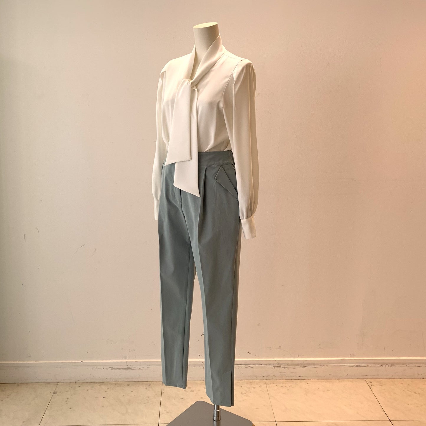 フルールベネ ブラウス B DONNA 6031107