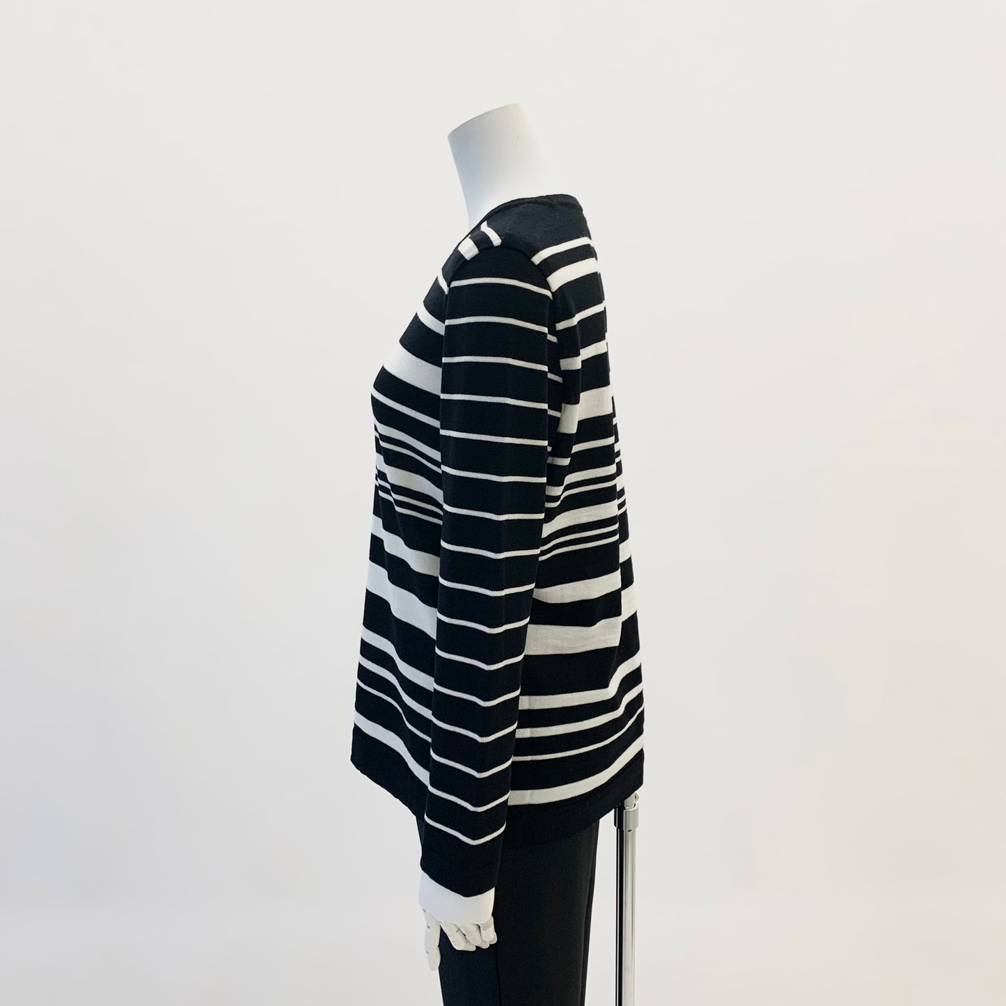 【Lサイズ】フロントモチーフ ボーダーニット VALENZA 5543404