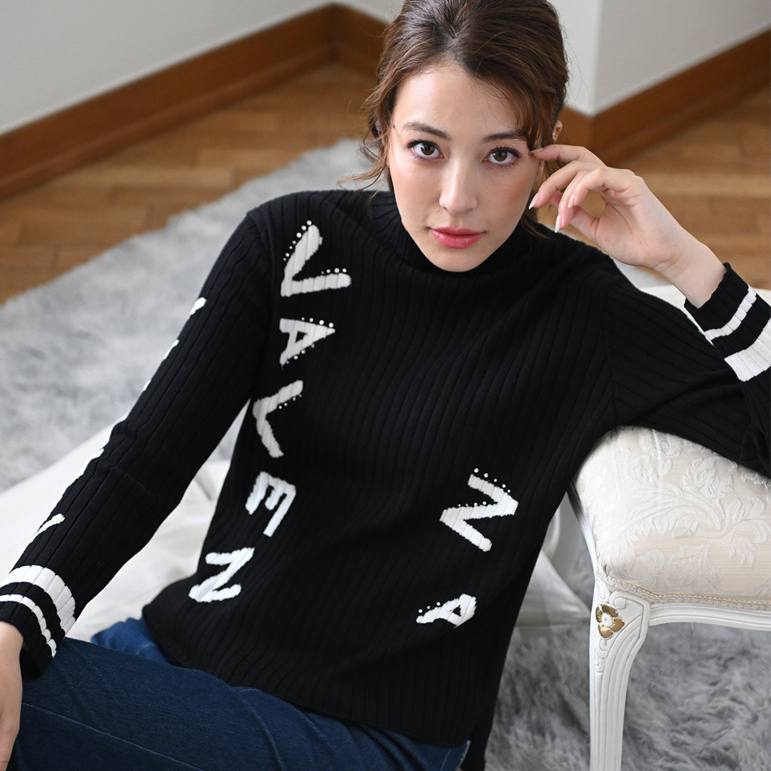 【Lサイズ】【滑らかタッチ】縦ラインロゴ ハイネックニット　VALENZA　5553700