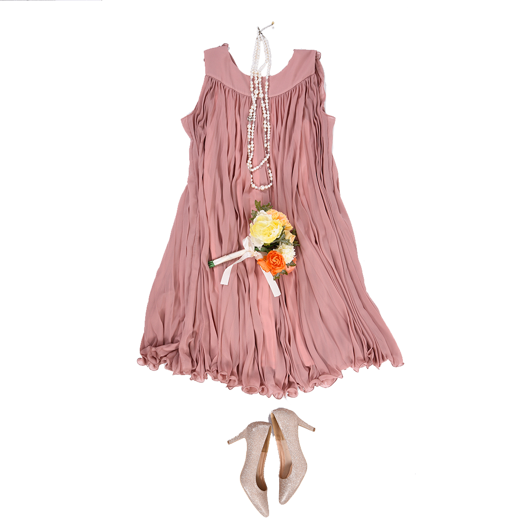 Pleated dress with flower belt Dear Princess 