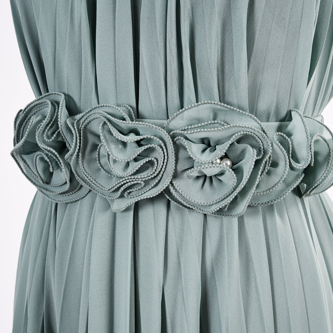 Pleated dress with flower belt Dear Princess 