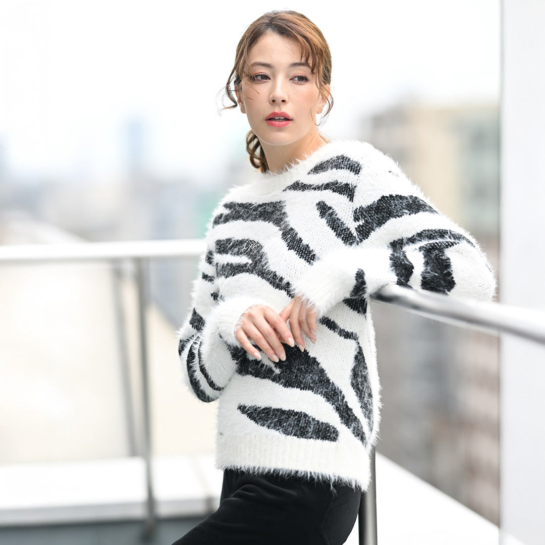 ゼブラ柄 ふわふわニット　VALENZA　5153705