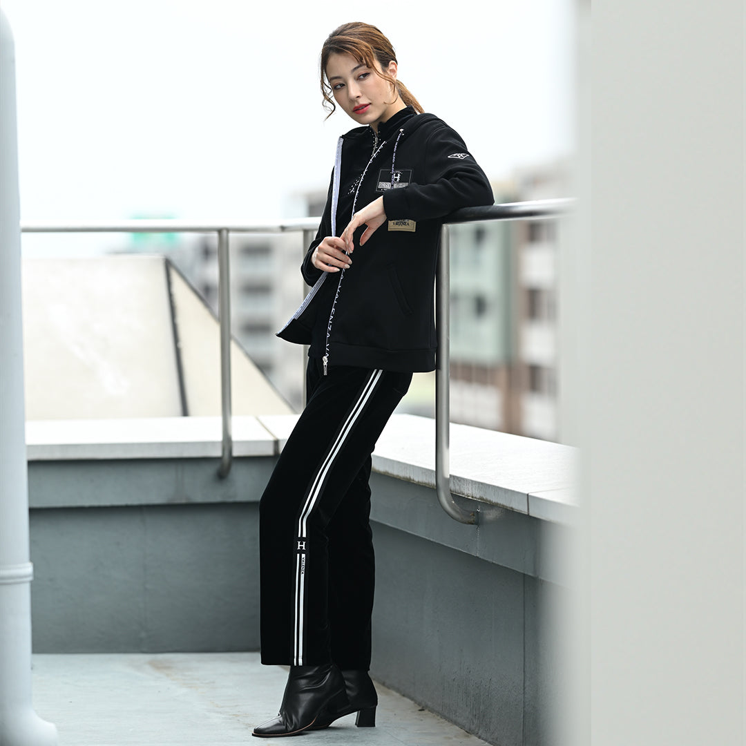 【上品な光沢】サイドライン ストレッチベロアパンツ　VALENZA home　5356300