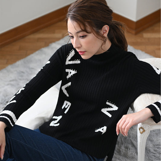 【滑らかタッチ】縦ラインロゴ ハイネックニット　VALENZA　5153700