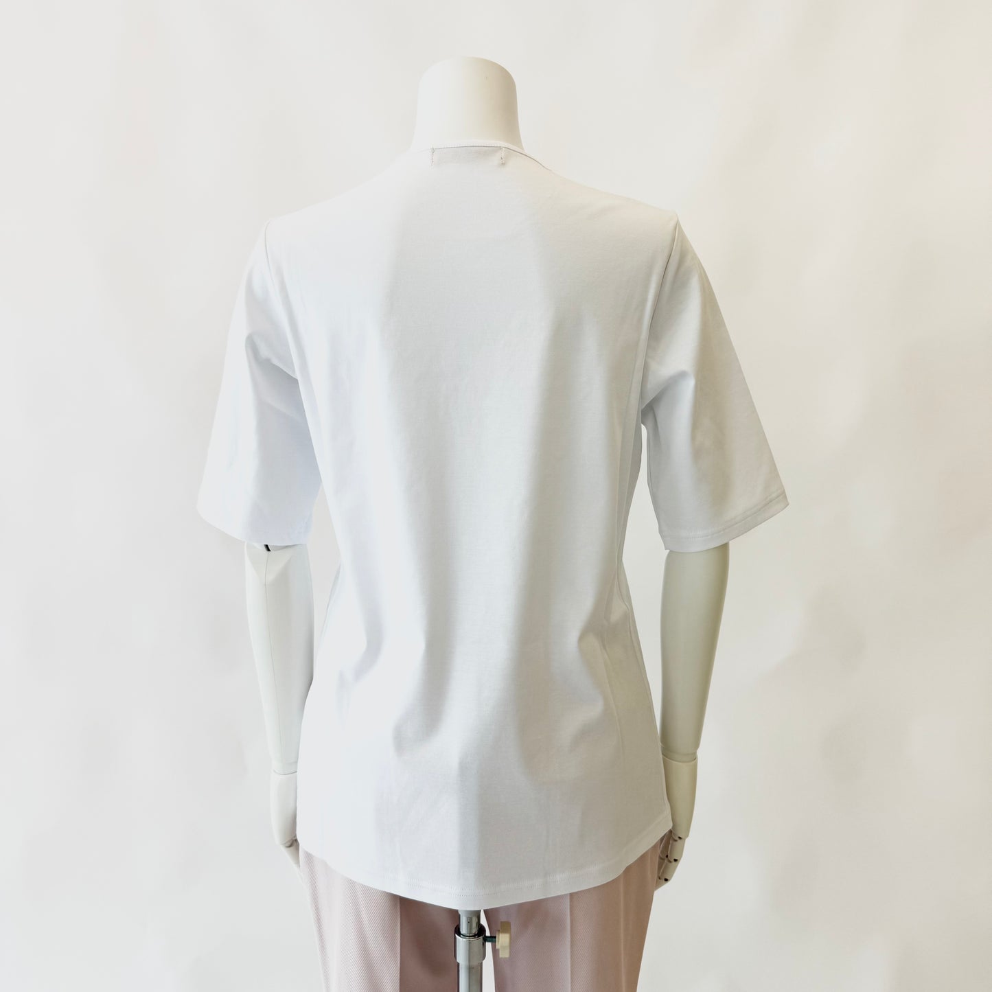 【コットン100%】すずらんモチーフカットソー　MIMO MODA　2552261