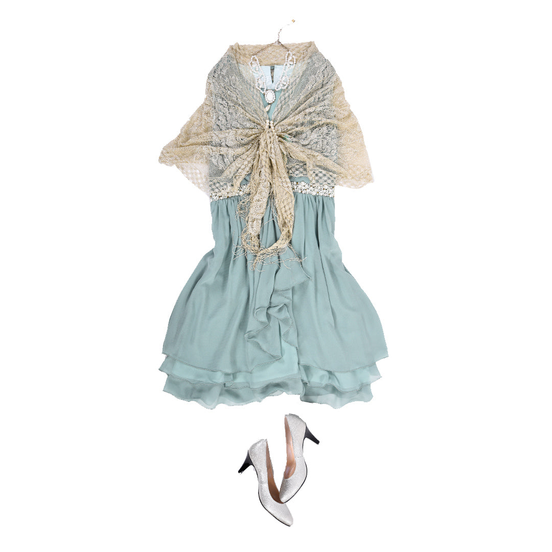 Pleated dress with flower belt Dear Princess 