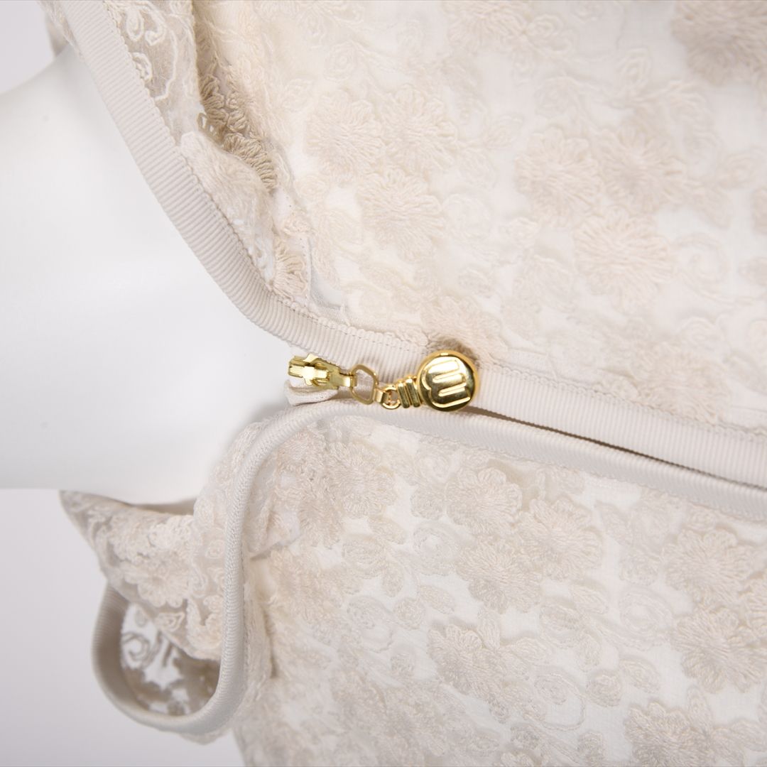 チュール×刺しゅう　フルジップパーカー　MIMO MODA　2557373