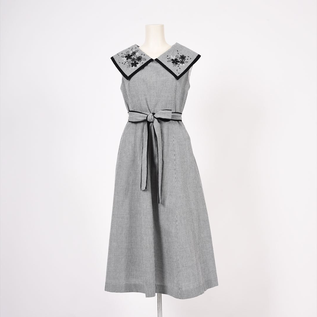 BIG衿刺しゅう　フレアワンピース　Dear Princess mieux　2049106