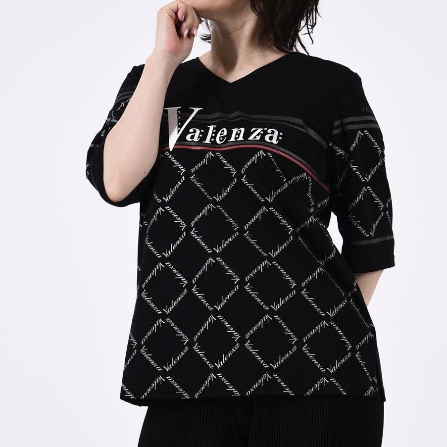 刺繍風プリント　5分袖　Vネックカットソー　VALENZA　5142407