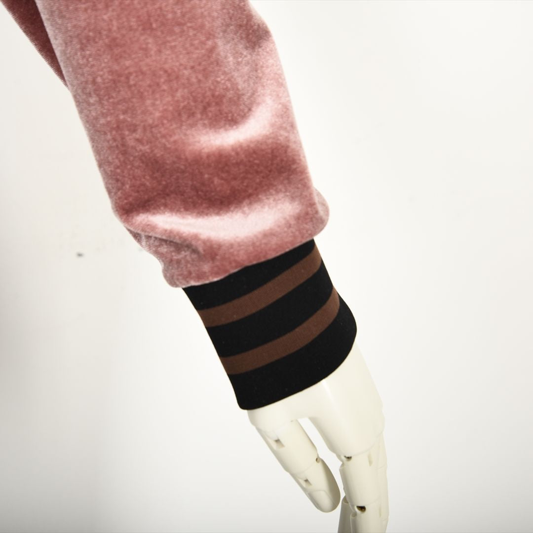 【上品な光沢】フロントモチーフ ストレッチベロアカットソー　VALENZA home　5352304