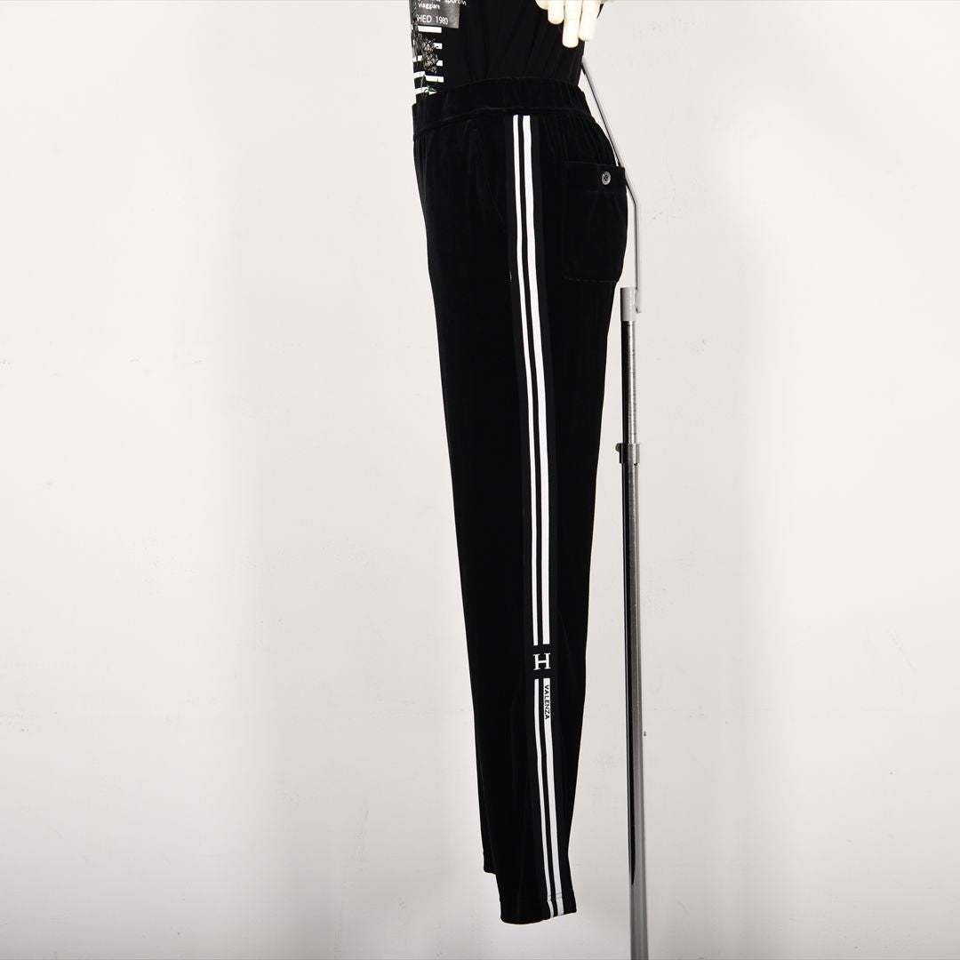 【上品な光沢】サイドライン ストレッチベロアパンツ　VALENZA home　5356300