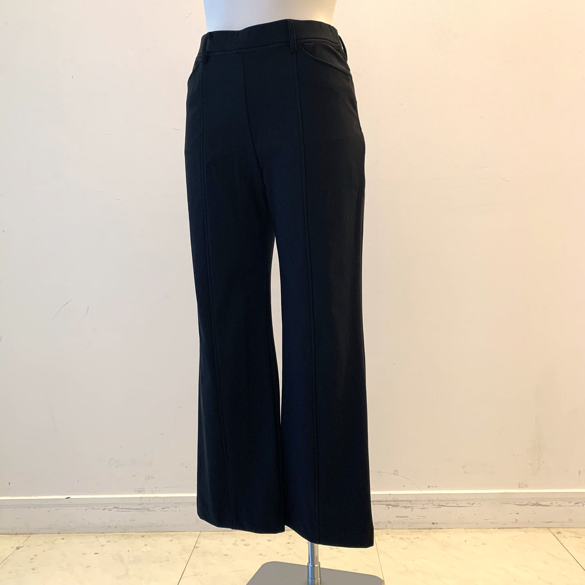【Lサイズ】発熱効果　ストレッチパンツ　 VALENZA