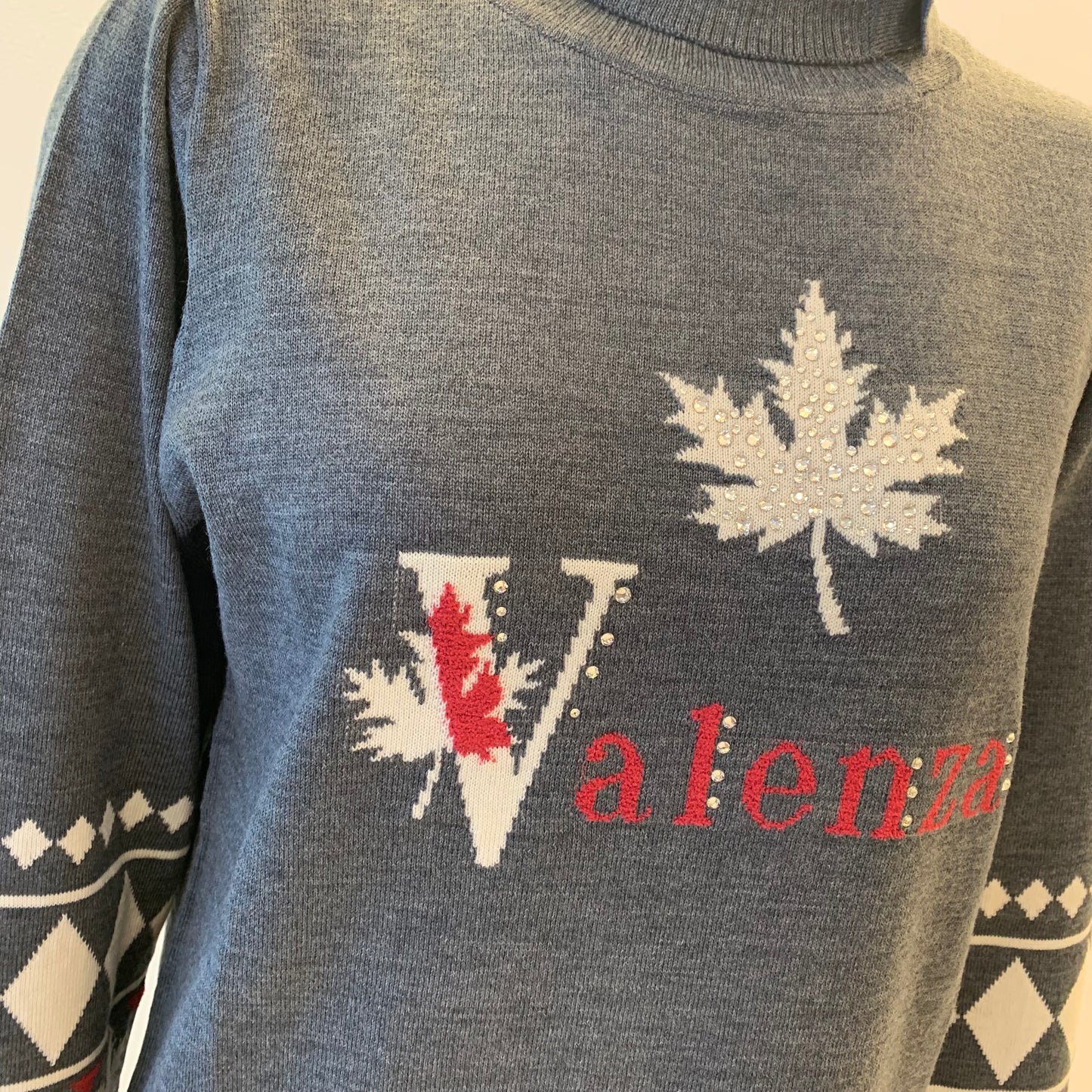 【OUTLET】【Lサイズ】釦あき　タートルネックプルオーバー　 VALENZA　5533705