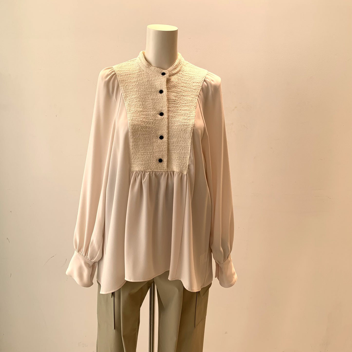 【OUTLET】ピュアミールジョーゼットストレッチ　ブラウス　B DONNA 6031109