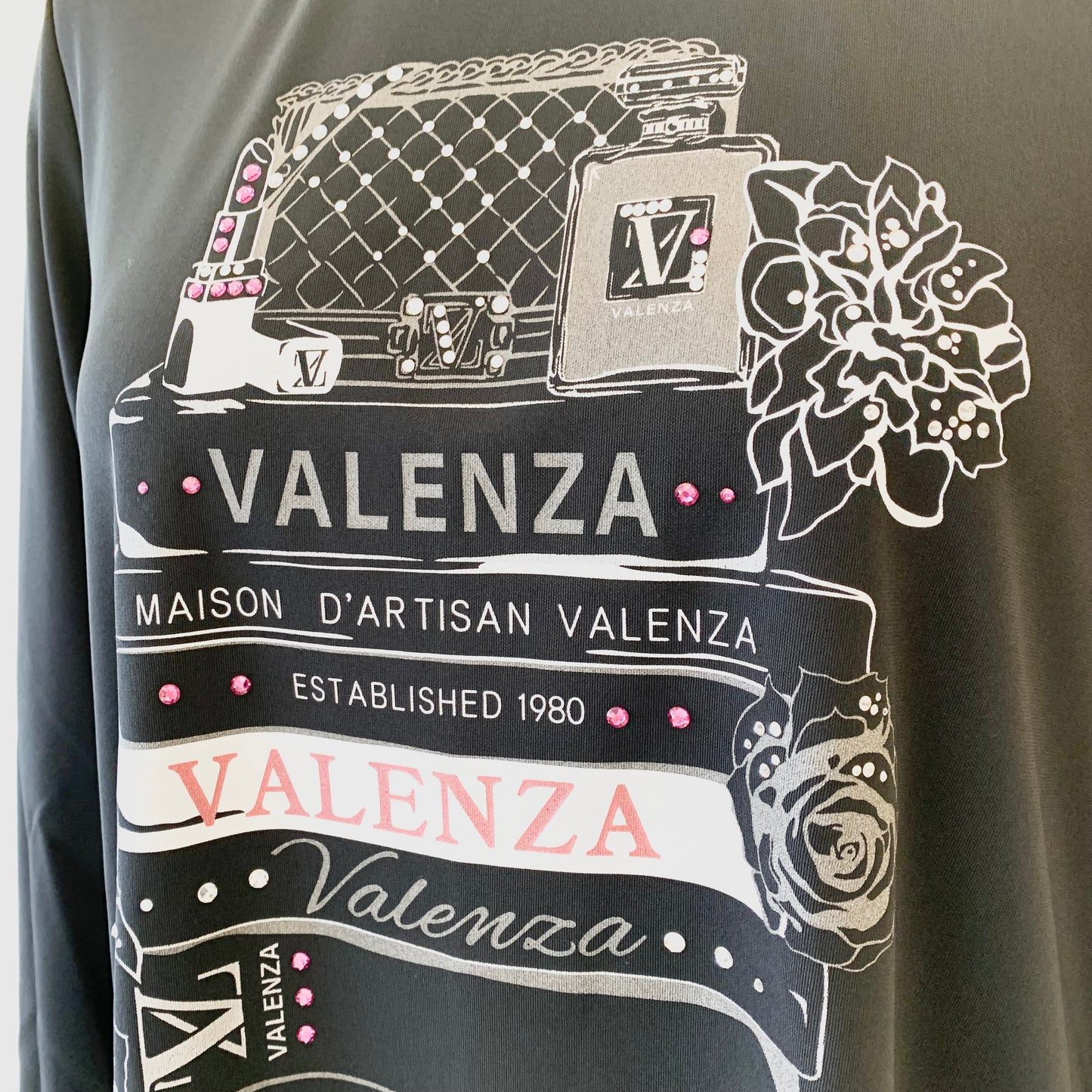 【シワになりにくい】フロントプリント　長袖　カットソー　VALENZA　5142423