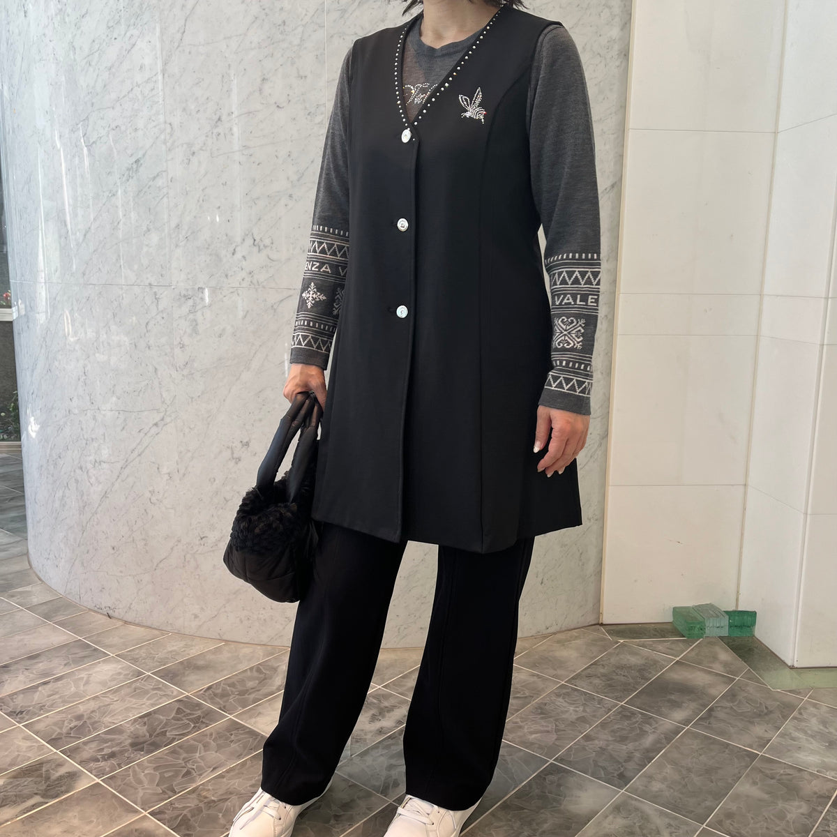 【Lサイズ】発熱効果　ストレッチパンツ　 VALENZA