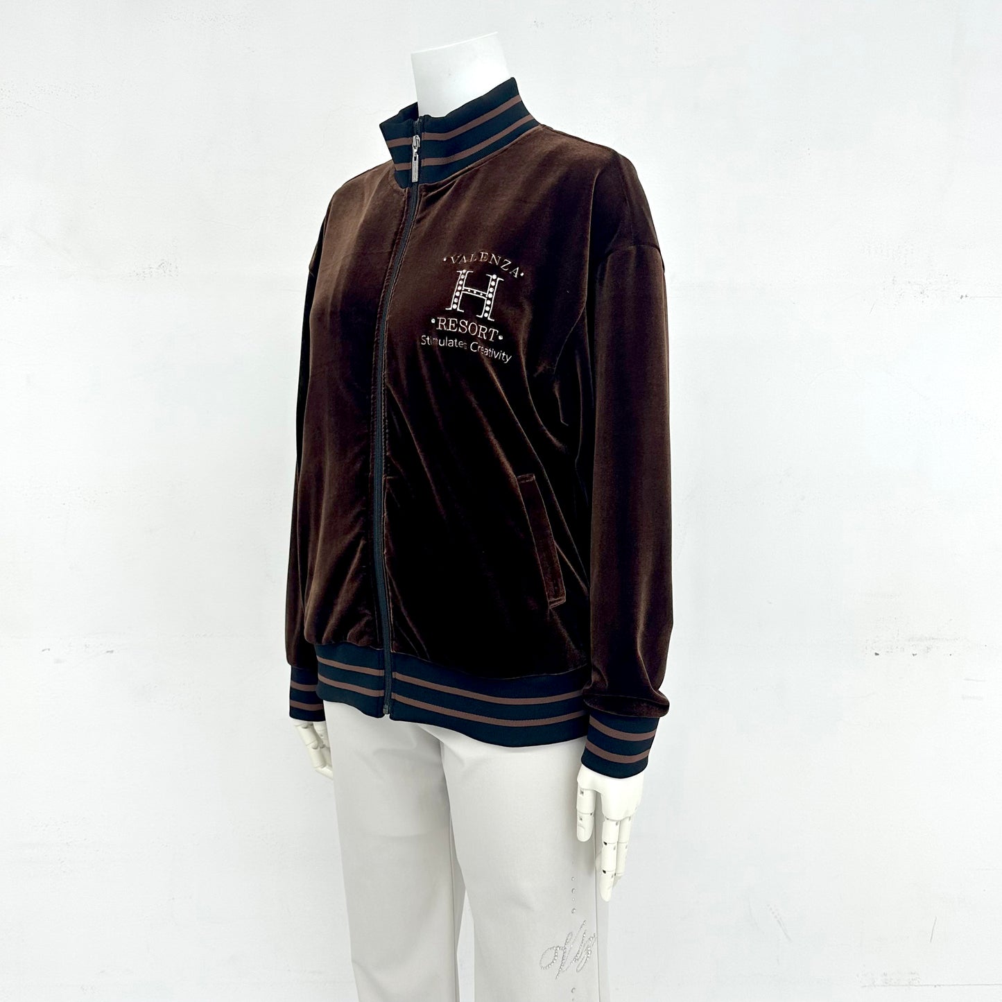 【上品な光沢】ストレッチベロアジャケット　VALENZA home　5352303