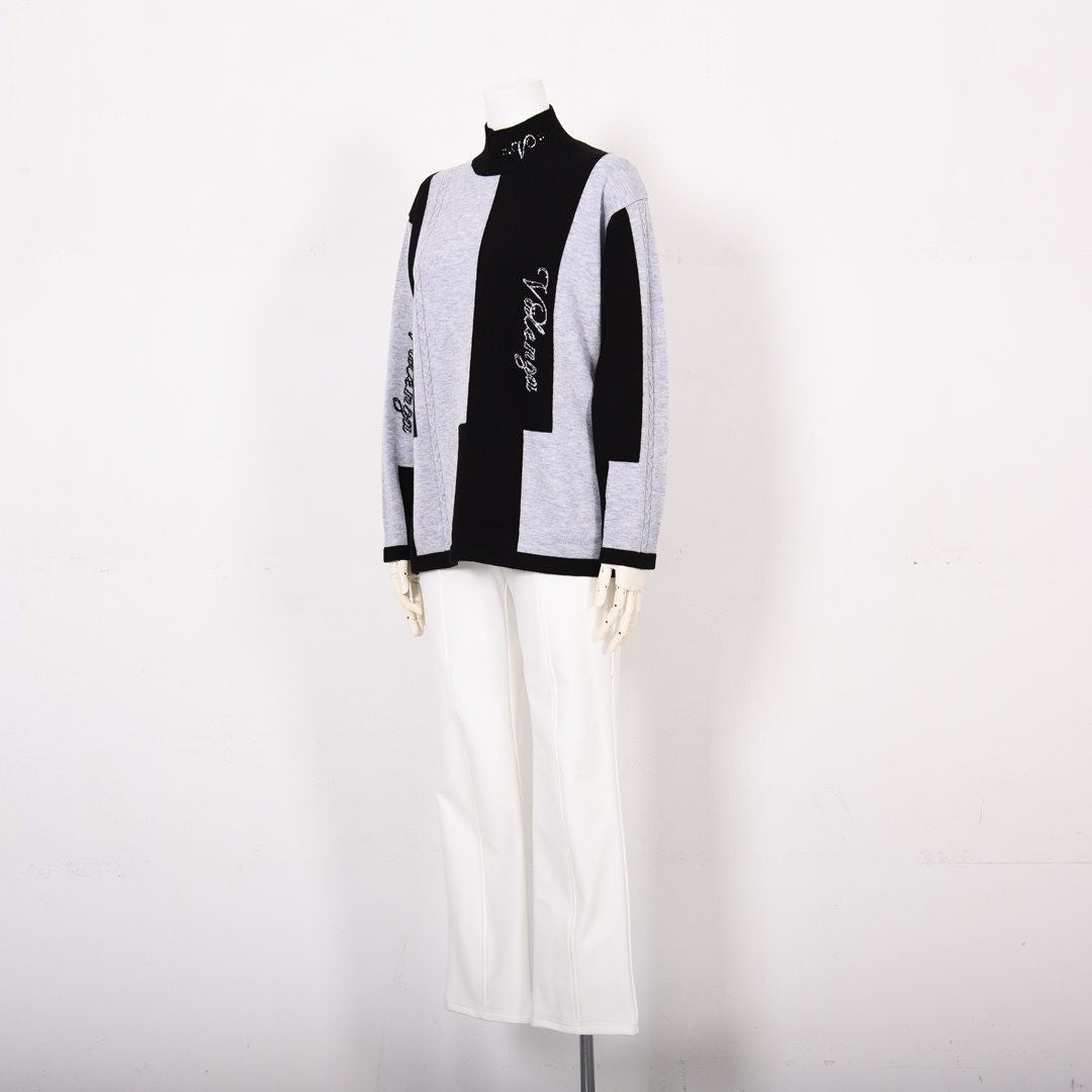 ケーブル編み×縦ロゴ ハイネックニット　VALENZA　5153708