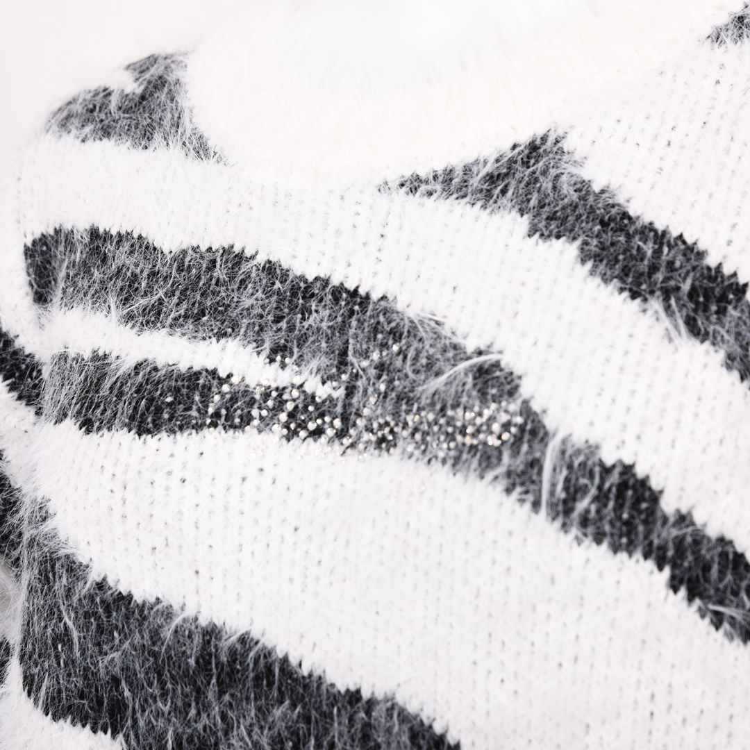 ゼブラ柄 ふわふわニット　VALENZA　5153705