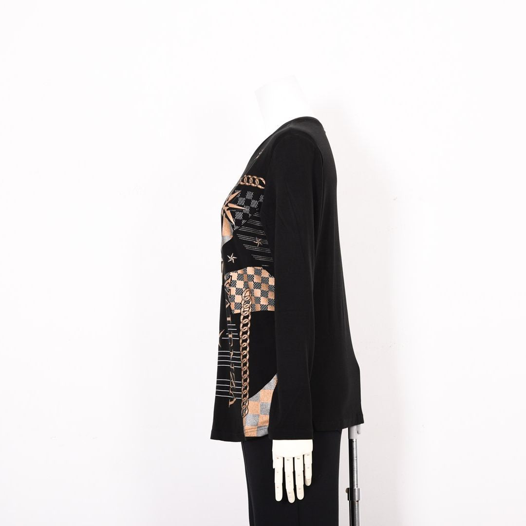 【吸湿発熱】サクラウォーム起毛ベア天 幾何学 Vネックカットソー　VALENZA　5152710