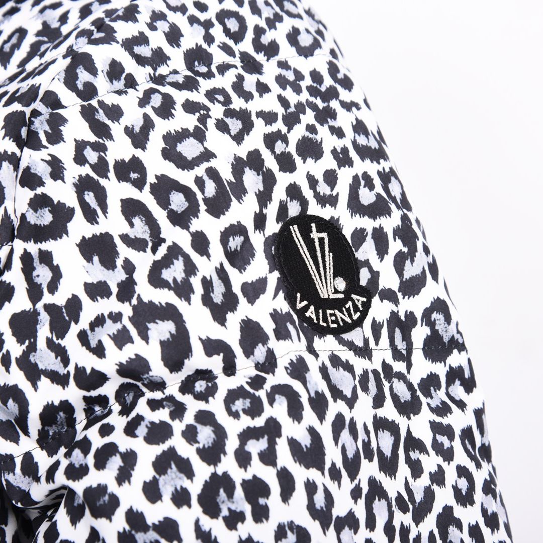 【Lサイズ】レオパード柄　ダウンジャケット　VALENZA　5557714