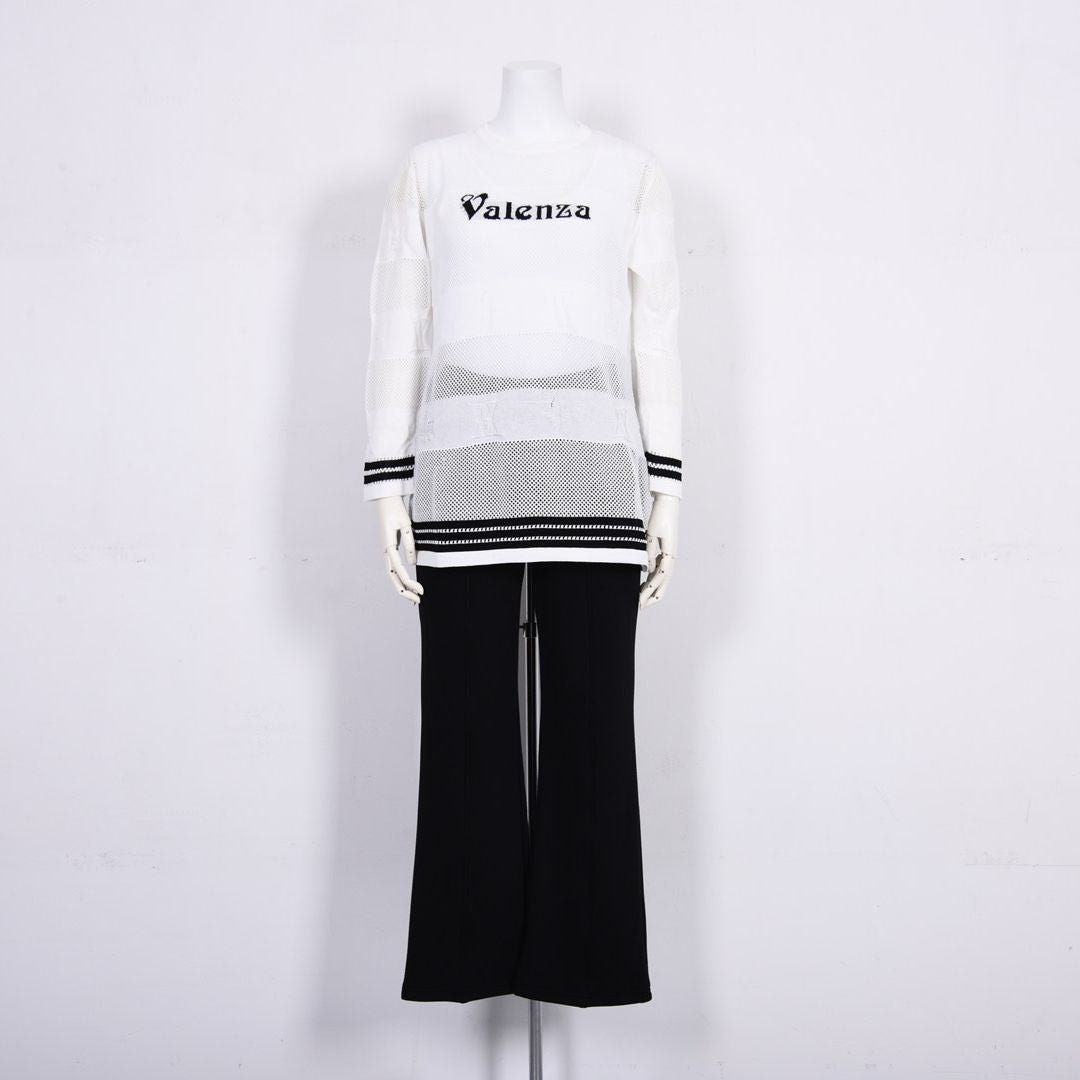 【Lサイズ】ボーダーモチーフ　クルーネックニット　VALENZA　5563301