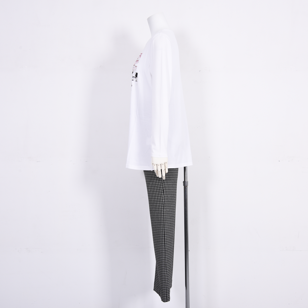 【Lサイズ】フロントモチーフ　Aラインカットソー　VALENZA　5562306