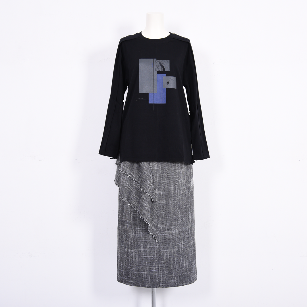 【綿100%】フリントモチーフ　カットソー　B DONNA　6052119