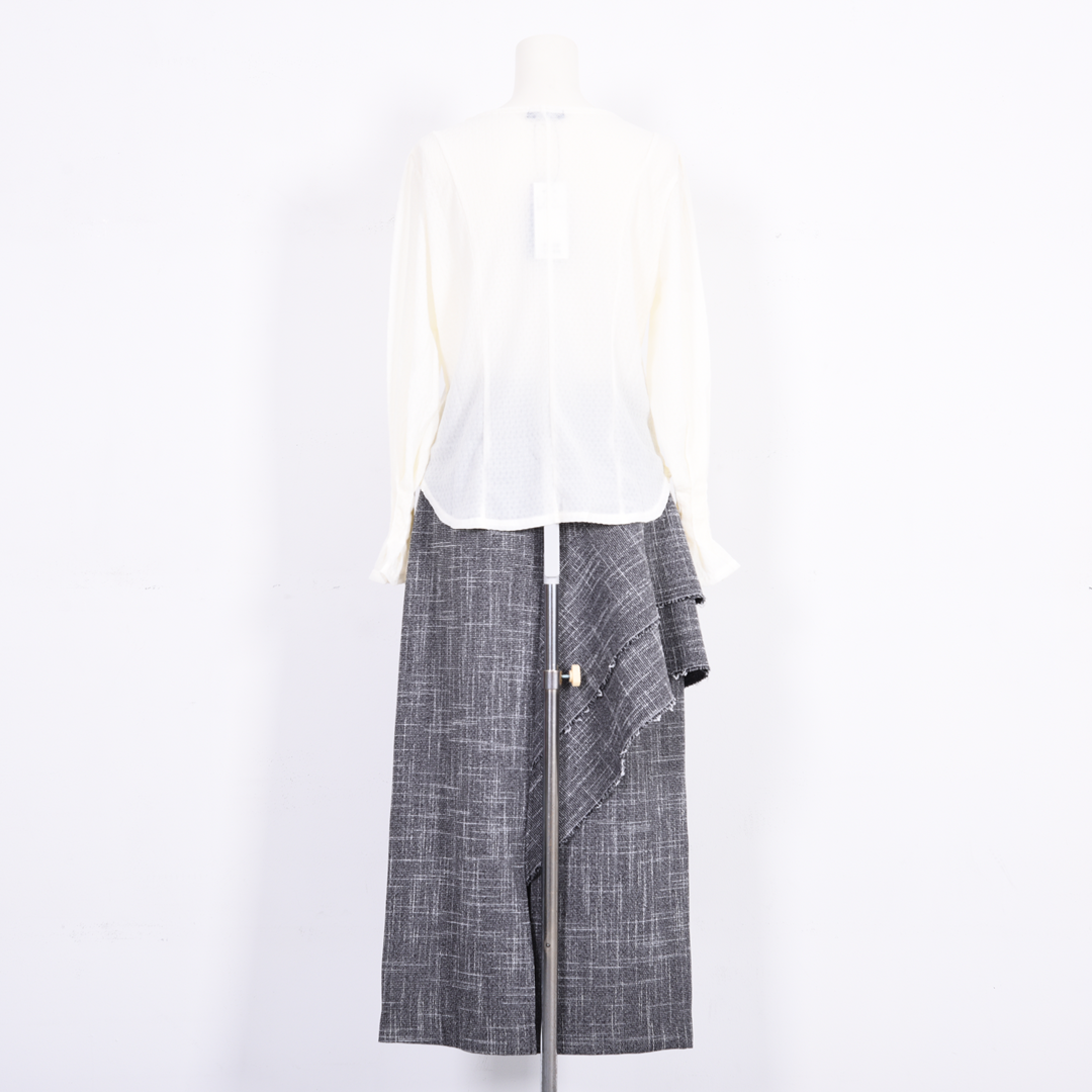 ボリュームスリーブ　シアーカットソー　B DONNA　6052121