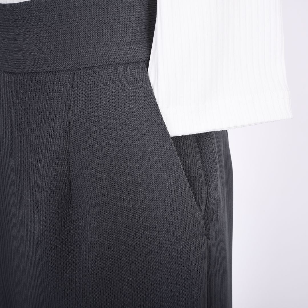 プリーツ風　タイトスカート　B DONNA　6055107