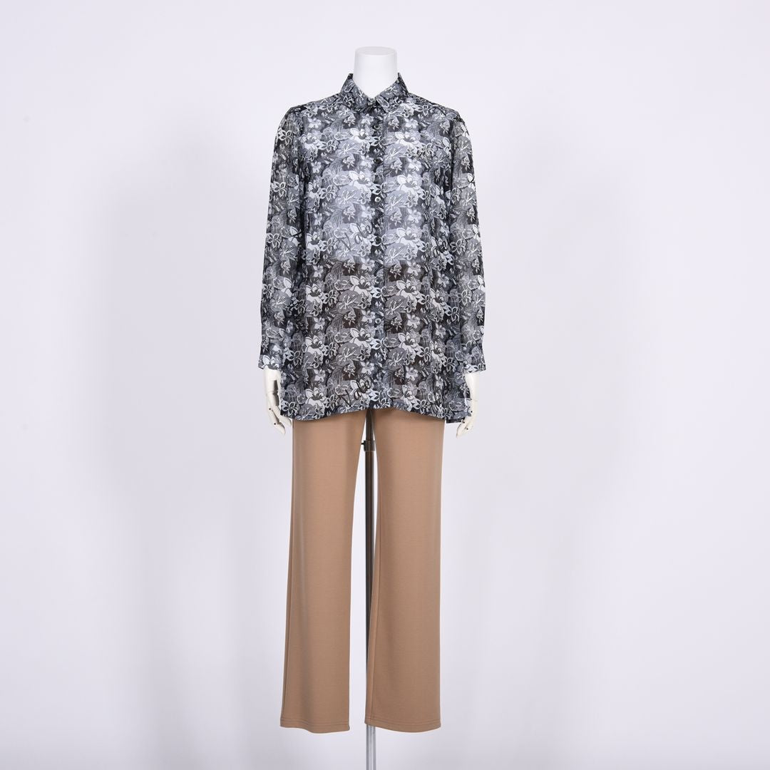 Aラインシルエット　花柄ブラウス　VALENZA　5161303