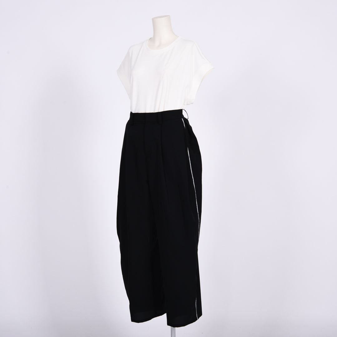 タック入りワイドパンツ　B DONNA　6056113