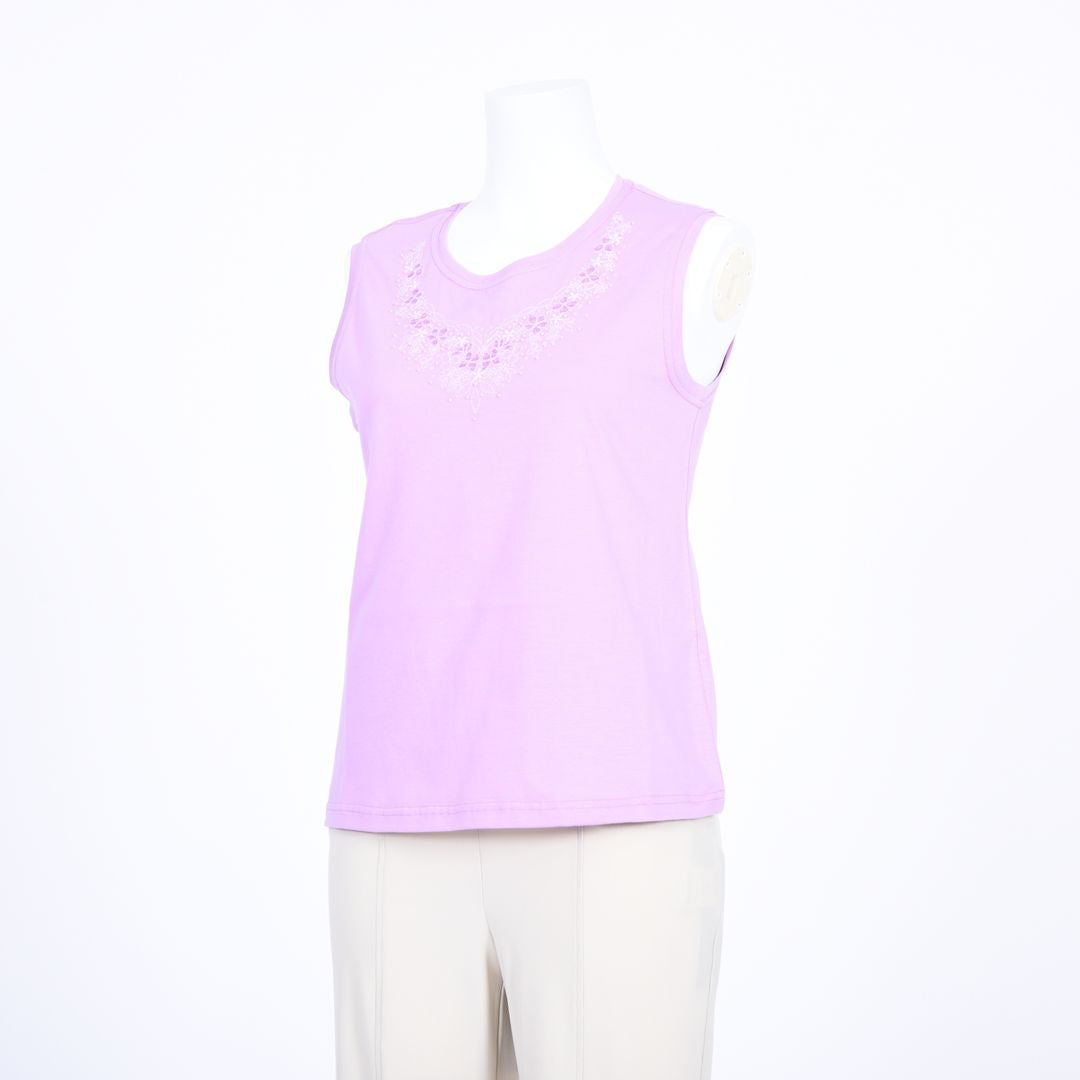 【コットン100%】刺しゅうモチーフ　ノースリーブカットソー　MIMO MODA　2562750