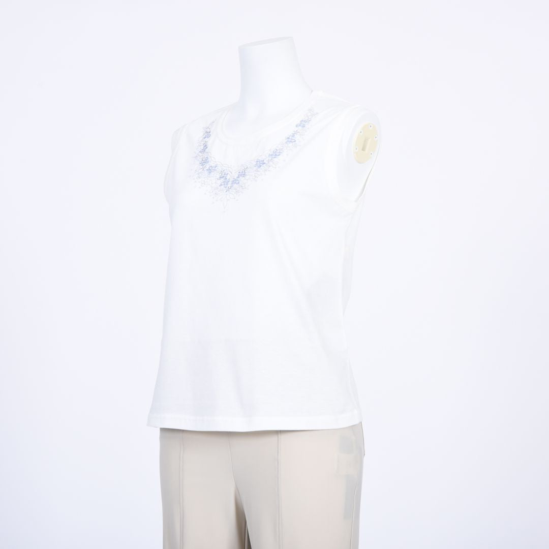 【コットン100%】刺しゅうモチーフ　ノースリーブカットソー　MIMO MODA　2562750