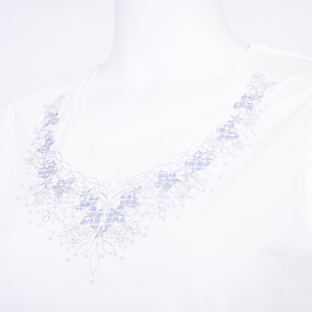 【コットン100%】刺しゅうモチーフ　ノースリーブカットソー　MIMO MODA　2562750