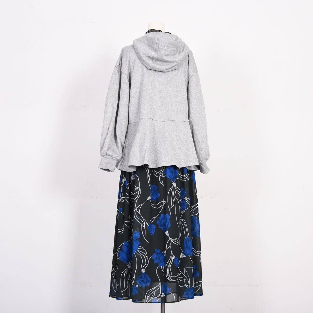 キラキラ裏毛　フルジップパーカー　B DONNA　6062803