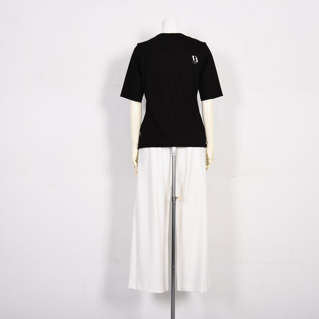 【Lサイズ】フロントモチーフ　5分袖カットソー　VALENZA　5562606