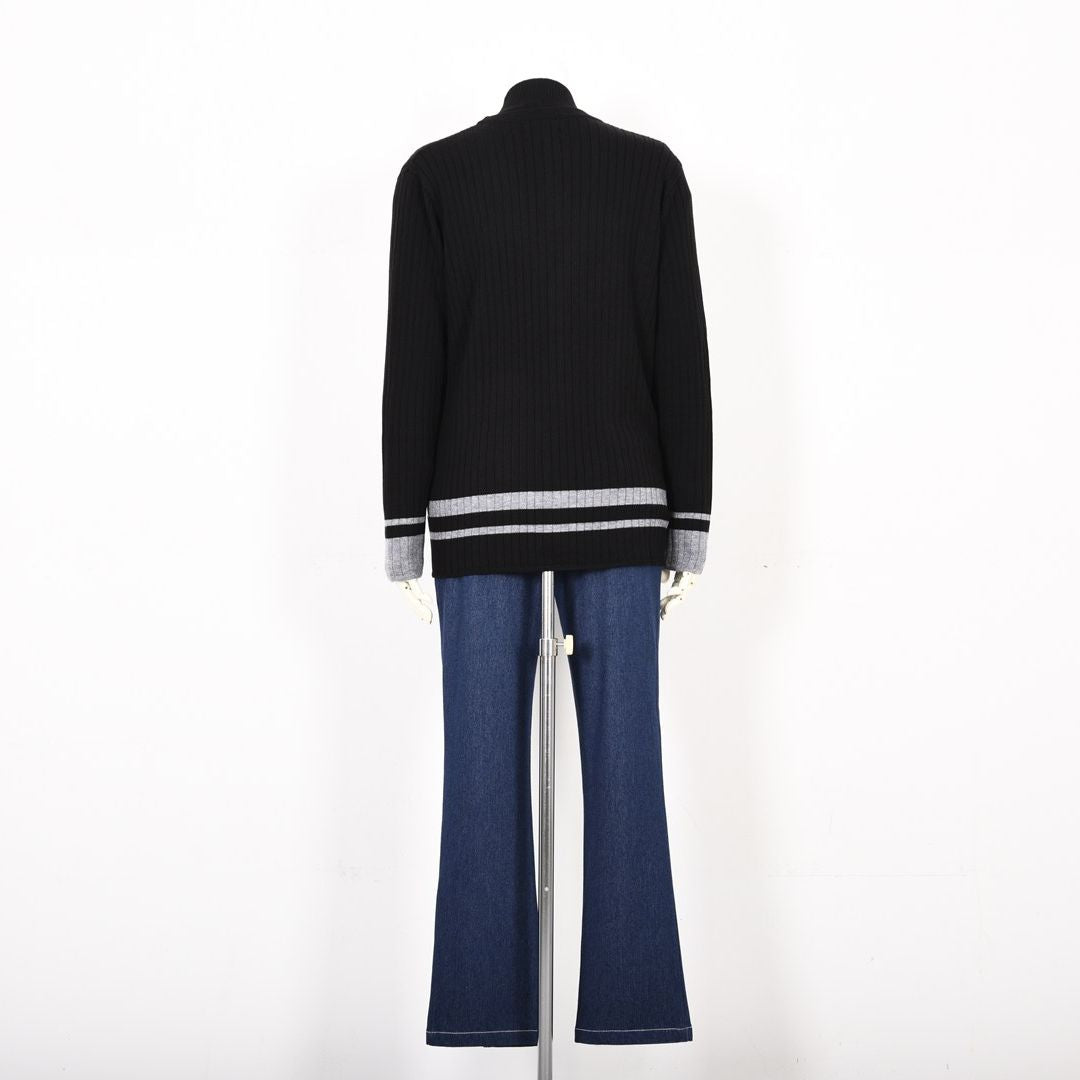 【Lサイズ】【滑らかタッチ】縦ラインロゴ ニットカーディガン　VALENZA　5553704