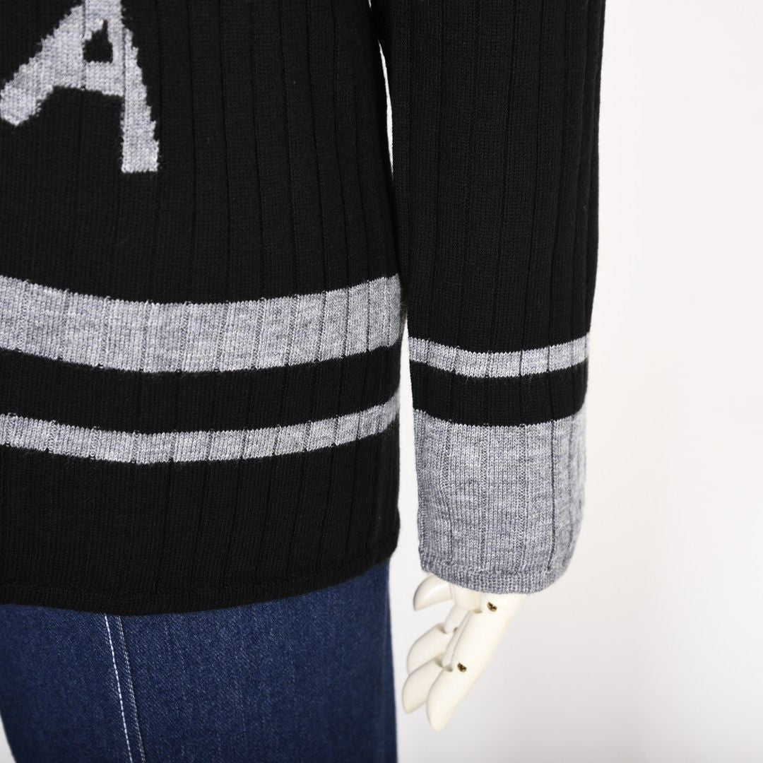 【滑らかタッチ】縦ラインロゴ ニットカーディガン　VALENZA　5153704